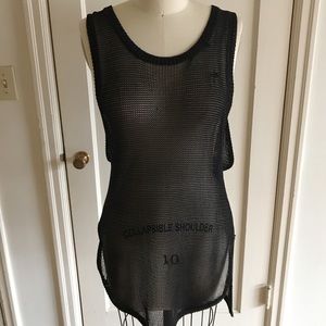 Short sleeved mesh top